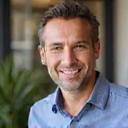 Portrait d'un client satisfait